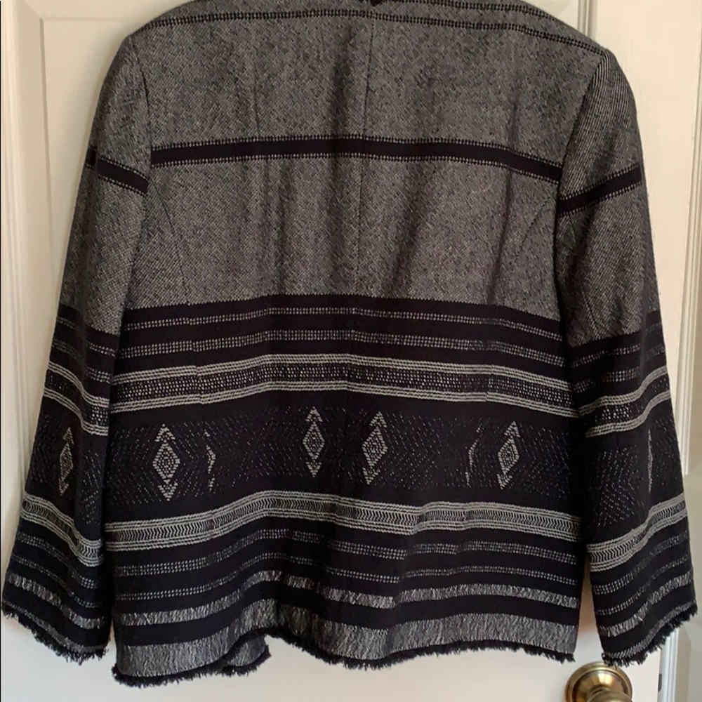 Jacket - Picture 4 of 5